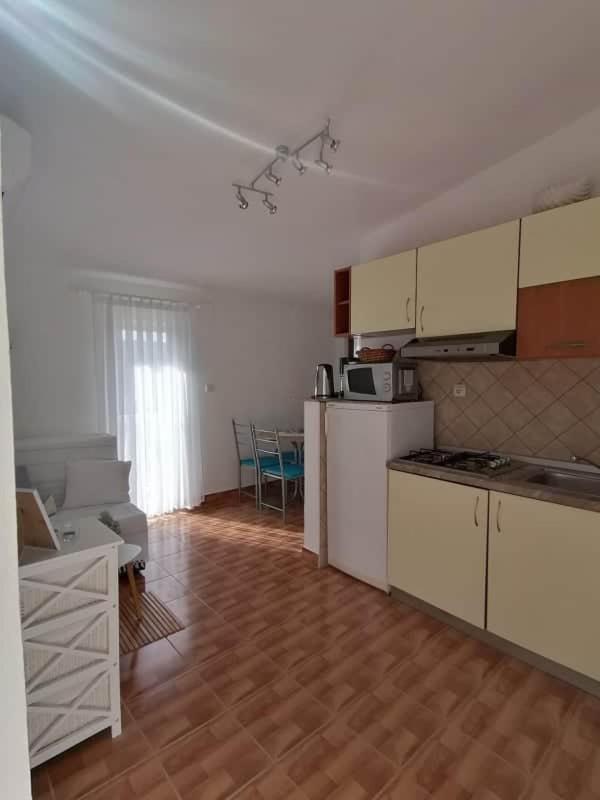 Apartment Krmpotic Vir Luaran gambar