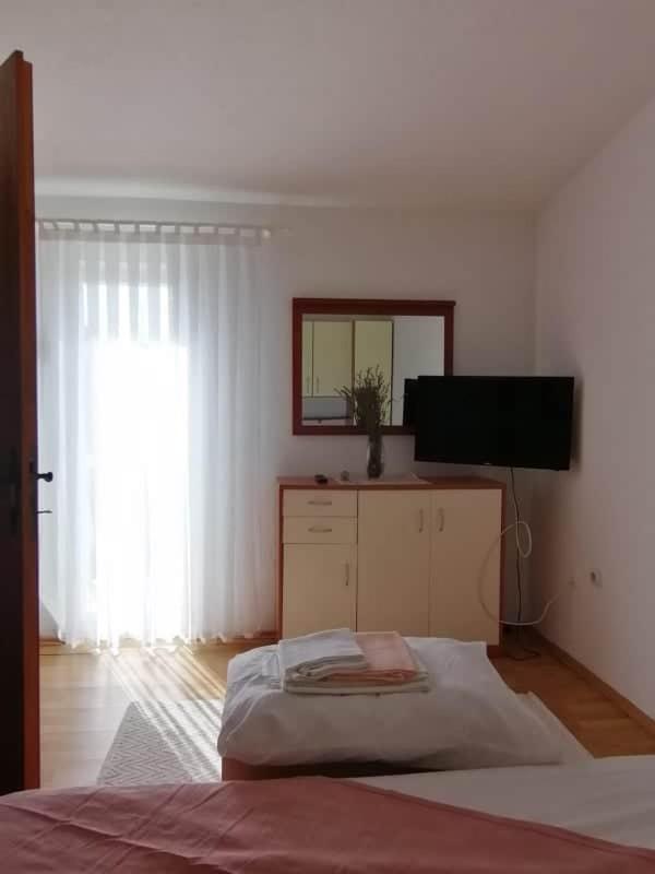 Apartment Krmpotic Vir Luaran gambar