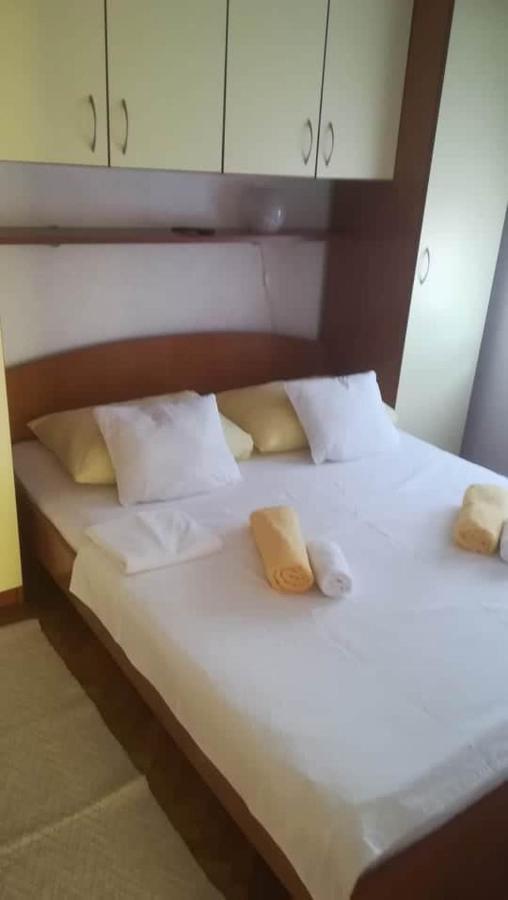 Apartment Krmpotic Vir Luaran gambar