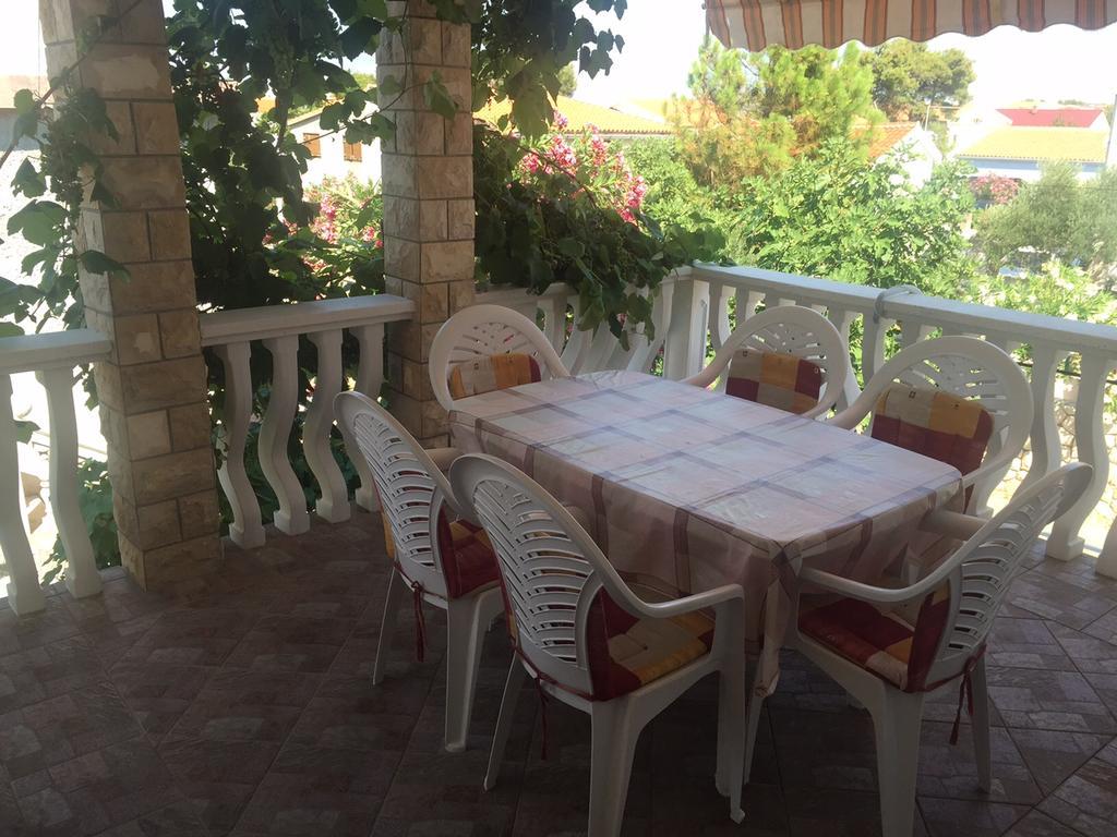 Apartment Krmpotic Vir Bilik gambar